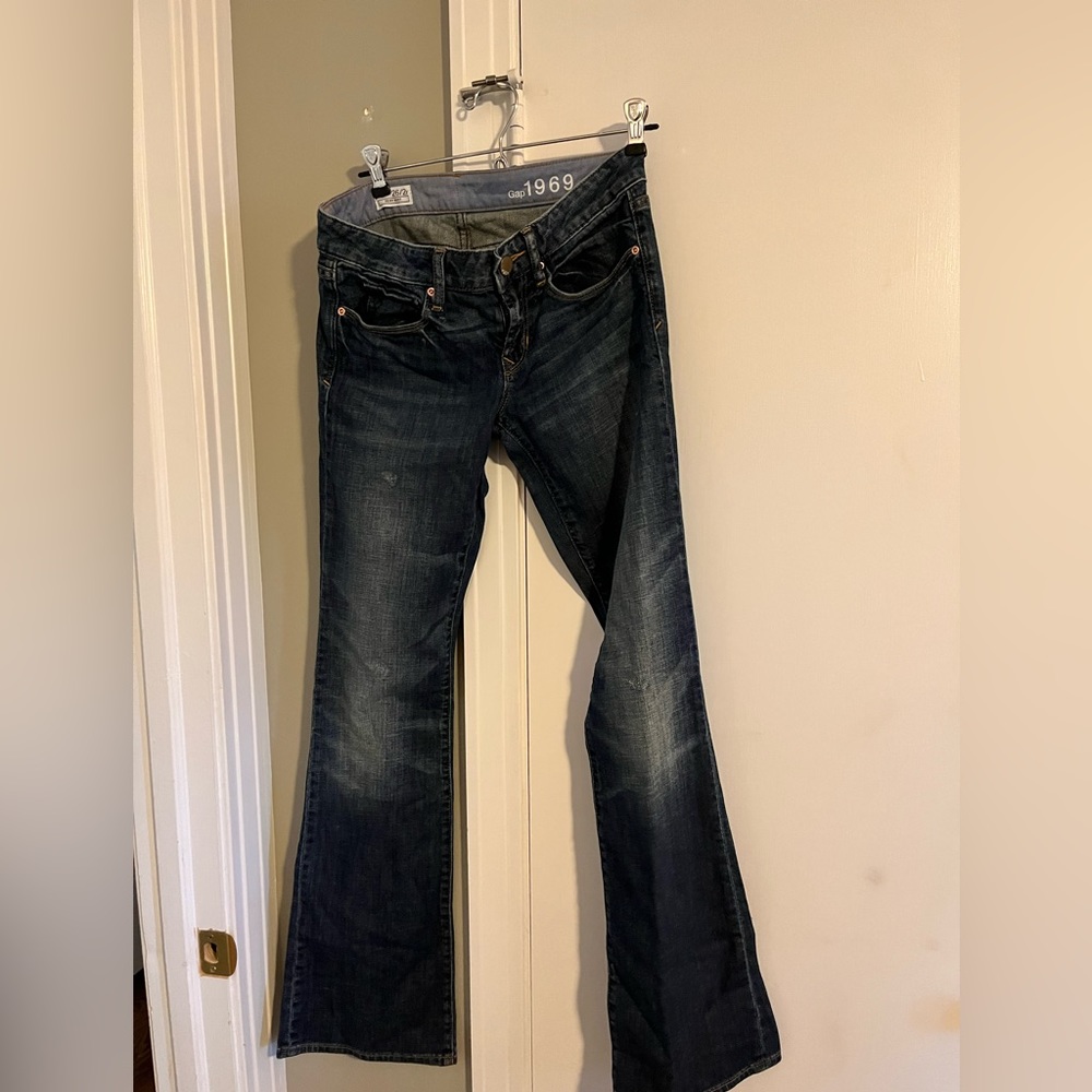 Gap Sexy Boot Jeans size 26 in great condition. No rips or tears